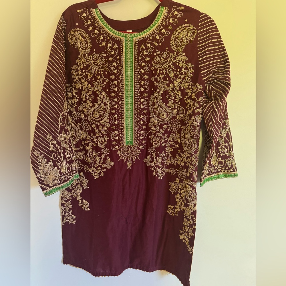 Saima B Maroon Embroidered Kurta tunic top Global wear
Boho